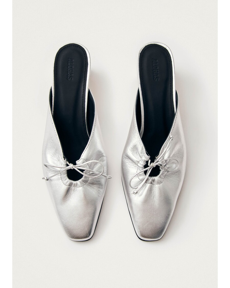 Alohas Amar Shimmer Silver Leather Mules