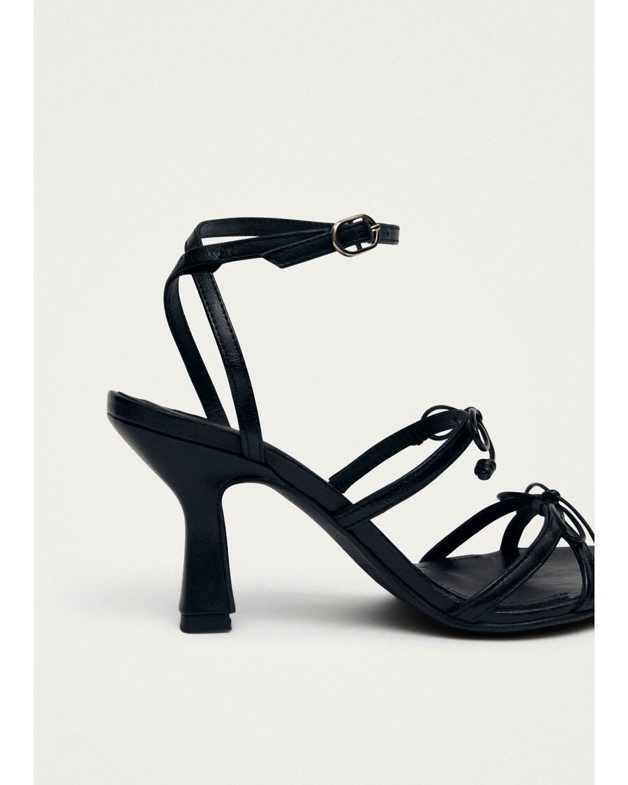 סנדלי עור שחורים של Alohas Malia