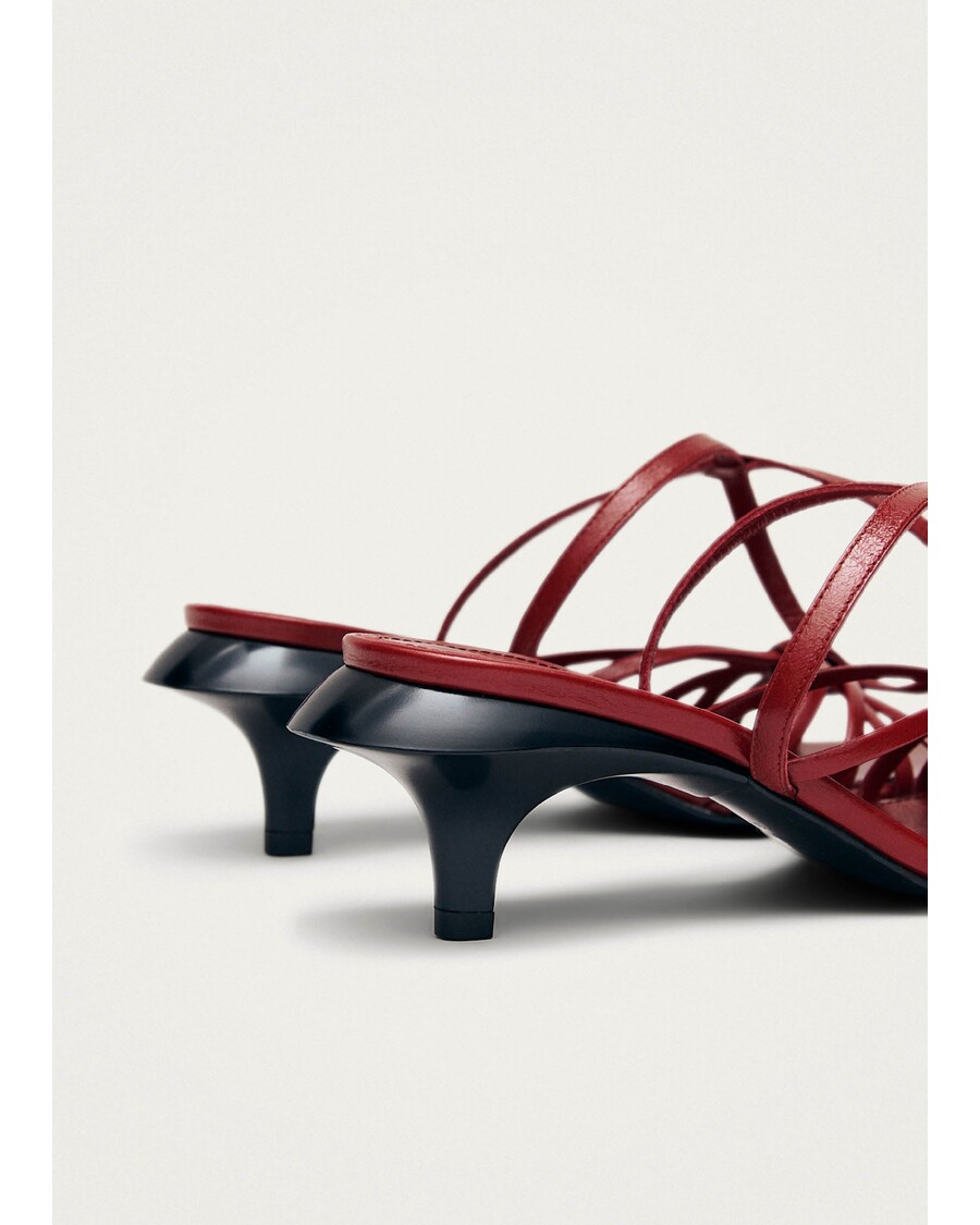 סנדלי עור אדומים של Alohas Soleia