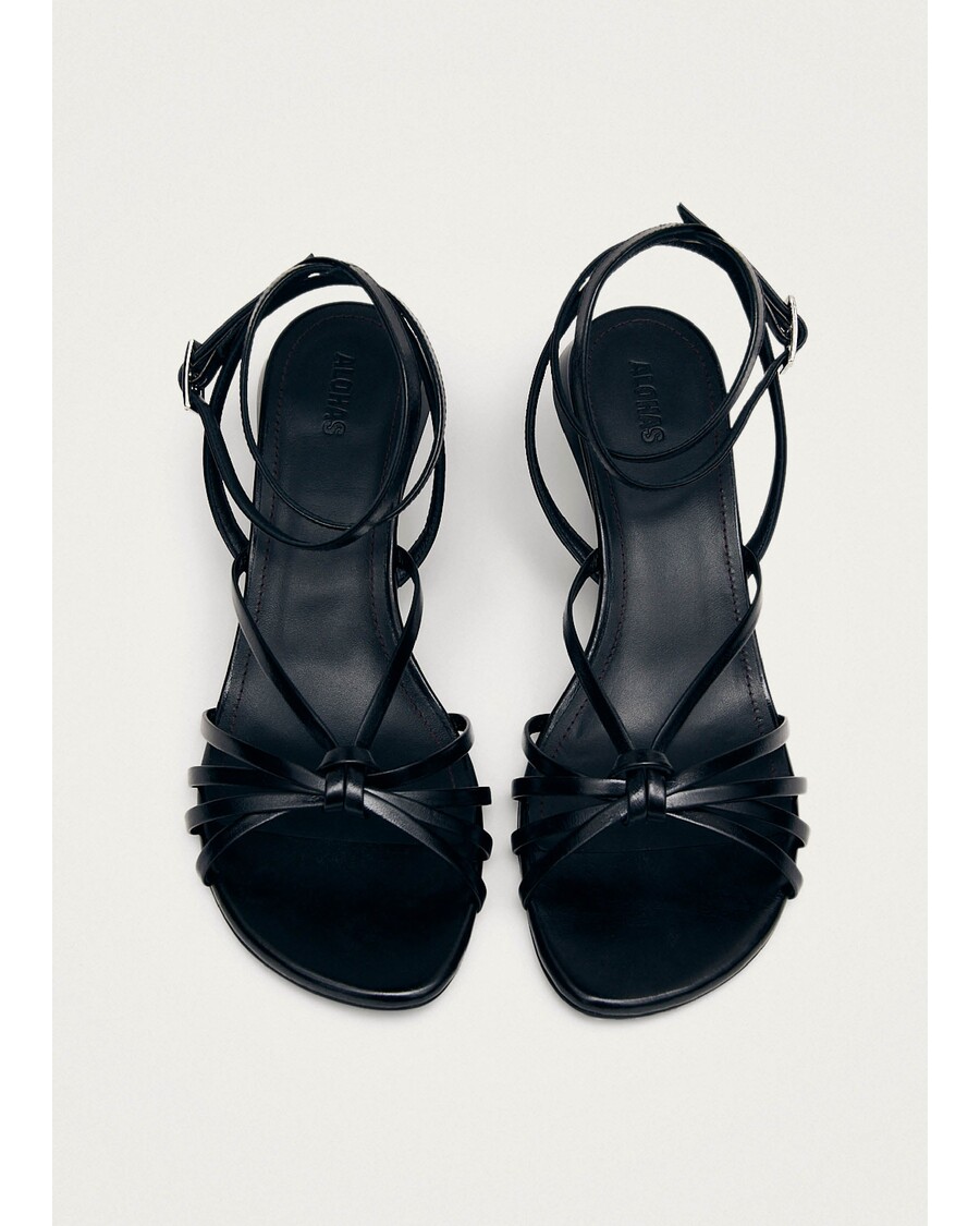 Alohas Soleia Juodos Odinės Basutės