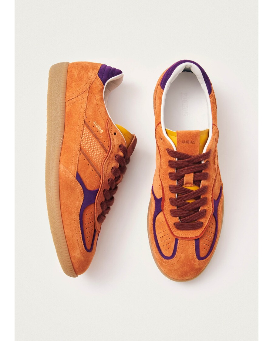 حذاء رياضي من الجلد باللون البرتقالي من Alohas Tb.490