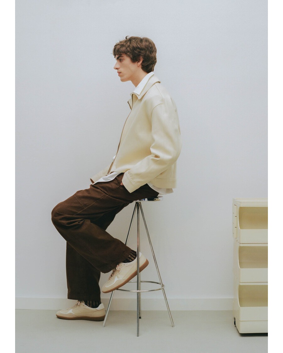 Alohas Tb.490 נעלי ספורט מעור קרם גרגירים