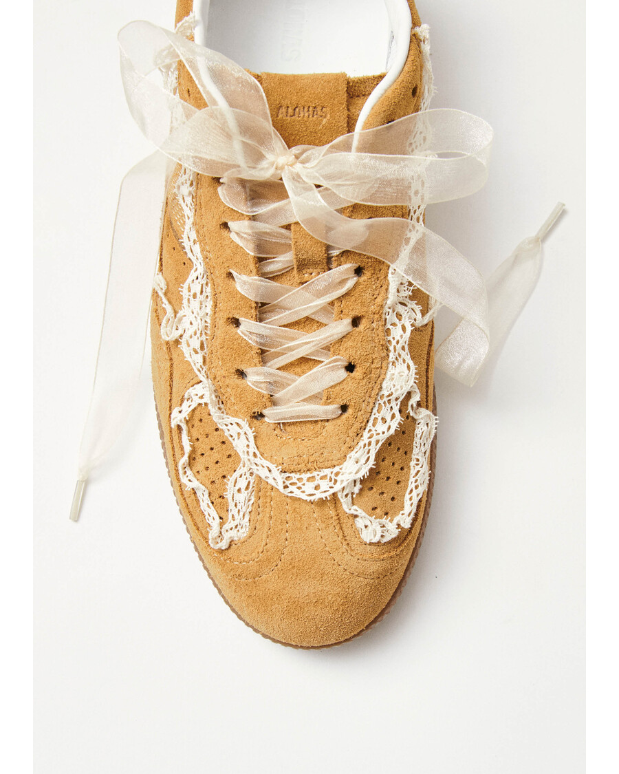 حذاء ألوهاس Tb.490 مصنوع من الجلد والكروشيه