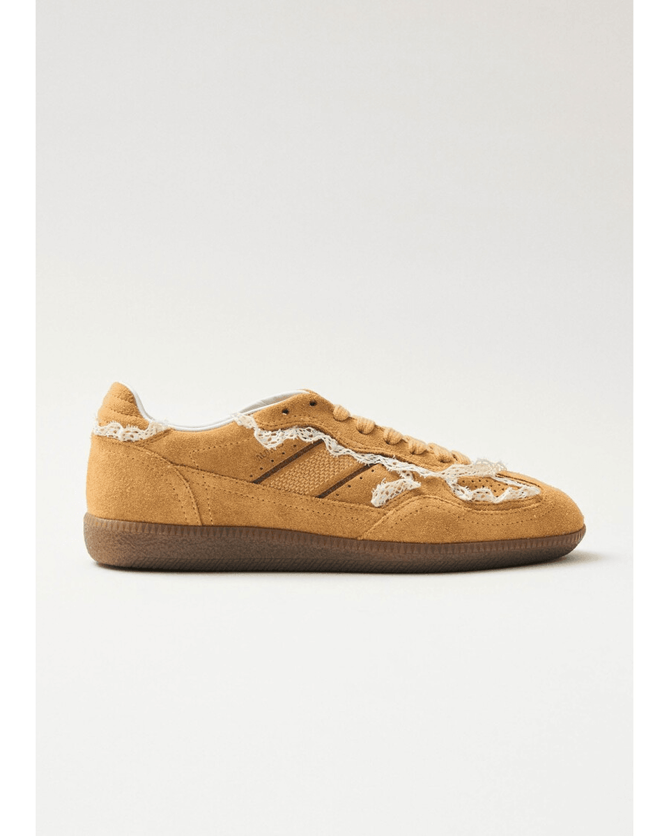 Alohas Tb.490 Heklane Patike Od Medene Kože