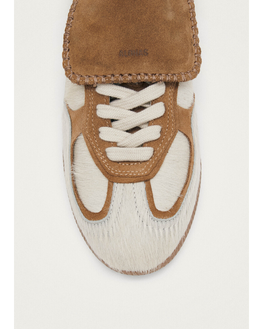 Alohas Tb.490 клубни маратонки от мека кафява кожа